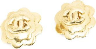 Chanel CC Camellia Clip On Earrings Oorbellen