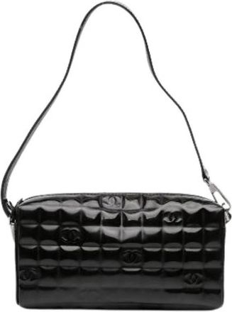 Chanel Pre-owned Shoulder Bags, female, Black, Size: ONE SIZE Pre-owned Chocolate Bar Shoulder Bag