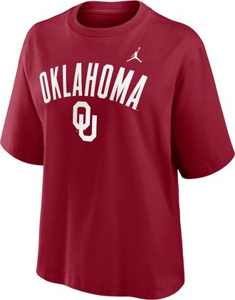 Nike Jordan Womens Oklahoma Arch Over Logo Boxy Jordan Brand College T-Shirt in Red | 0JCM69WOKN-KMG