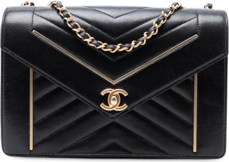 Chanel Tweedehands Medium Omgekeerde Chevron Lamsleer Flap