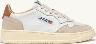Autry MEDALIST LOW SNEAKERS IN WHITE LEATHER AND LION SUEDE