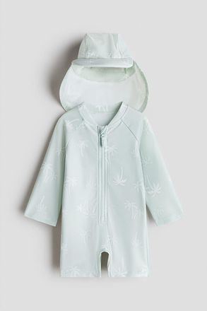 H&M Upf 50 Sun Protection Set in Light Turquoise/palm Trees at Nordstrom, Size 9-12M