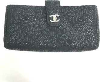 Chanel Leather Pouch (Pre-Owned)