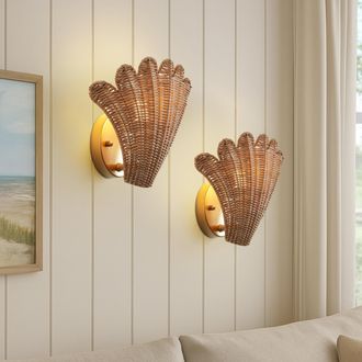 Jonathan Y Designs Elodie 11.5 Vintage Coastal 1-Light Rattan Scallop Shell LED Wall Sconce, Brown/Gold Painting (Set of 2)