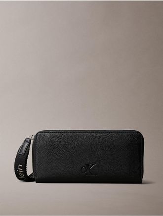 Calvin Klein Jeans Calvin Klein Womens All Day Zip Wristlet Wallet - Black - OS