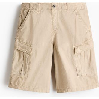 H&M Loose Fit Cotton Cargo Shorts in Beige at Nordstrom, Size 32