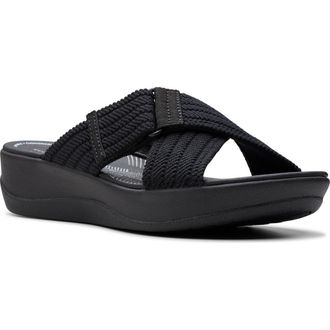 Clarks Arla Wave Sandal in Black at Nordstrom Rack, Size 7.5