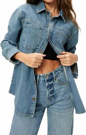 Good American Split Back Shirt Jacket In Blue