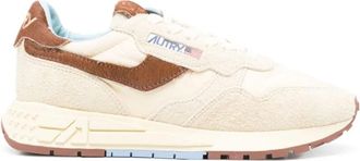 Autry Lichtbeige Sneakers met Veters - Dames - Sneakers - Beige - 37 EU - Leer - Schoenen