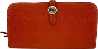 Herm&egrave;s Red Color Togo Leather Long Wallet (Bi-Fold) (Pre-Owned)