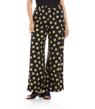 Karen Kane Sun Dazed Wide Leg Pants In Black /yellow Sunflower