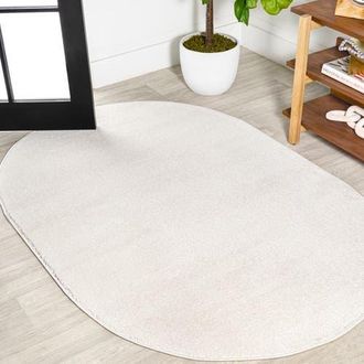 Jonathan Y Designs Haze Solid Low-Pile Oval Area Rug in Beige/ecru at Nordstrom, Size 4Ft 0In X 6Ft 0In