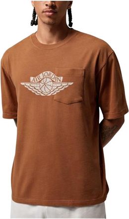 Nike Jordan Flight Essentials Pocket T-Shirt Light British Tan Shadow Brown IO2084-281