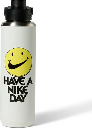 Nike Recharge Stainless Steel Chug Bottle (32oz) in White | N1013810-170