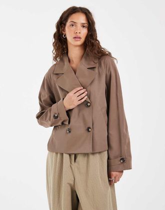 Pieces Trench corto marrone lenticchia