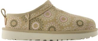 UGG Classic Micro Sun Stitch Ankle Boots