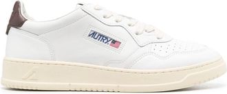 Autry Medalist low-top leather sneakers - unisex - Rubber/Calf Leather/Fabric/Calf Leather - 45 - White