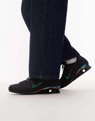 Nike Shox Z - Sneakers nere con dettagli iridescenti-Nero