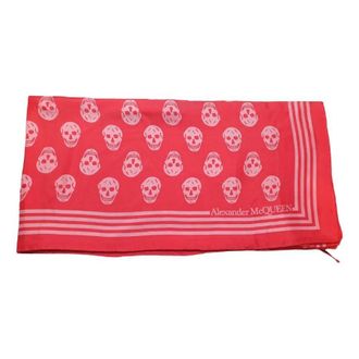 Alexander McQueen Alexander Mcqueen Skull-Print Silk Scarf in Lacquer/Pink