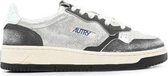 Autry Aulw Yb 04 Sneakers - Dames - Sneakers - Veelkleurig - 36 EU - Schoenen