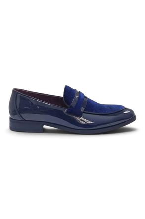 Infinity Leather Marineblauwe instappers van imitatieleer met fluwelen details en lakafwerking voor heren - N10312