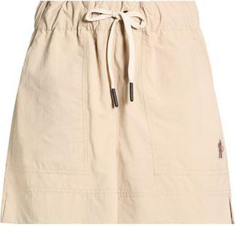 Moncler BOTTOMWEAR - Shorts e bermuda su YOOX.COM