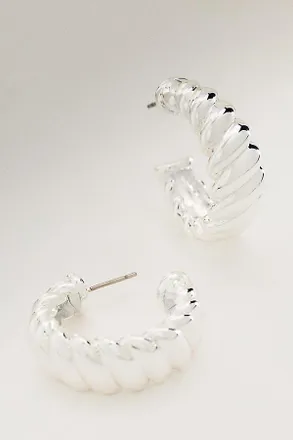 Ettika Modern Ribbed Hoop Earrings