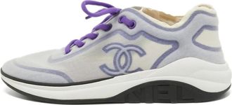 Chanel Sneakers con logo CC goffrato - Viola