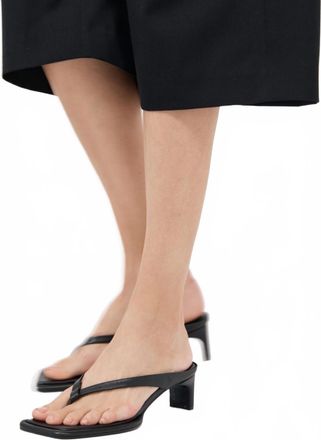 St.Agni Womens Flip Flop Sandals In Black