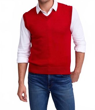 Raffi Extrafine Merino V-Neck Vest In Red