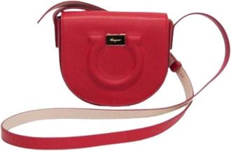 Ferragamo Pre-owned Cross Body Bags, female, Red, Size: ONE SIZE Pre-owned Leather Shoulder Bag