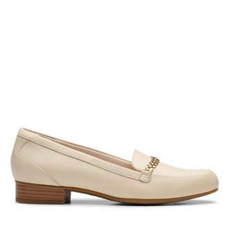 Clarks Womens Dress Loafer Flat, Cream Leather, 9.5 Narrow