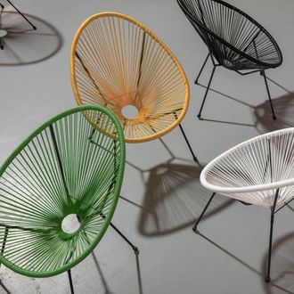 Kare Design Sill&oacute;n de jard&iacute;n apilable amarillo de polietileno y acero