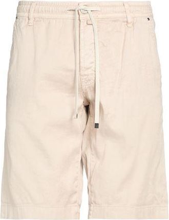 Jacob Cohen BOTTOMWEAR - Shorts e bermuda su YOOX.COM