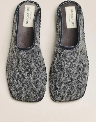 Naguisa Namo Sherpa Mule Slides