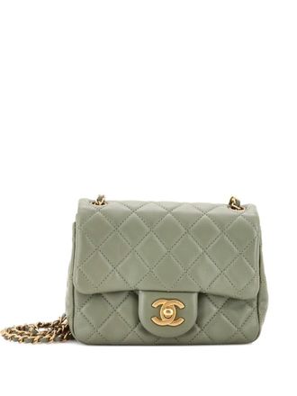 Chanel Pearl Crush Square Flap Bag Quilted Lambskin Mini crossbody bag - women - Calf Leather - One Size - Green