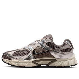 Nike V5 RNR Cave Stone HJ5228-200
