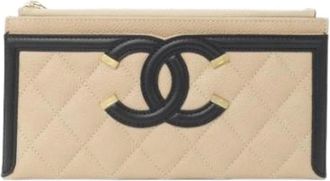 Chanel Pre-owned Wallets, female, Beige, Size: ONE SIZE Pre-owned Vintage Wallet Pouch