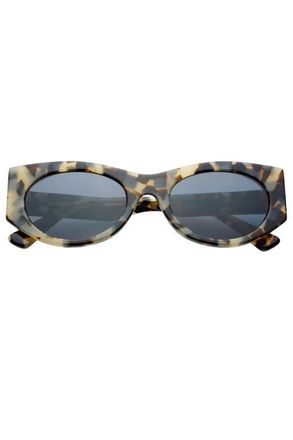 Freyrs Eyewear Layla Cat Eye Sunglasses in Gray Tortoise at Nordstrom