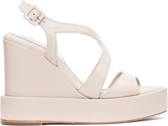 Paloma Barcel&oacute; Beige Sleehak Sandalen met Gesp - Dames - Sleehakken - Beige - 38 EU - Leer - Schoenen