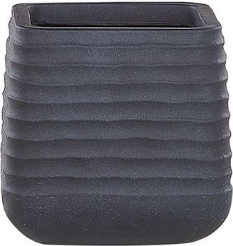 Beliani Maceta grande de poli resina negra jardín al aire libre cuadrada 28 x 27 cm resistente rayos UV Parikia