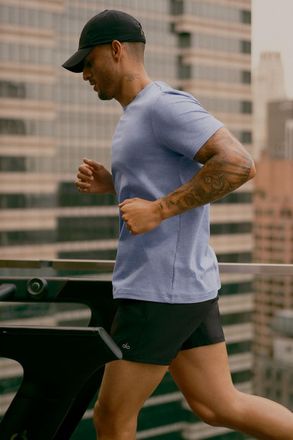 Alo | Conquer Reform Crewneck Short Sleeve Top in Provence Blue Heather, Size: Medium