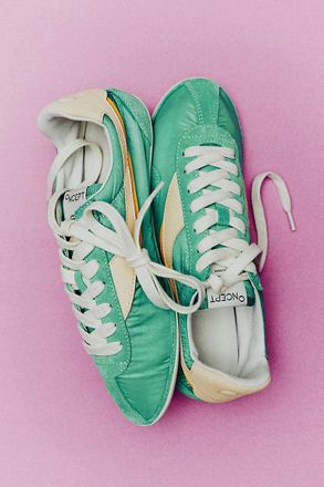 Oncept Temple Sneakers
