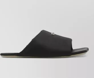 Maison Margiela logo plaque slides