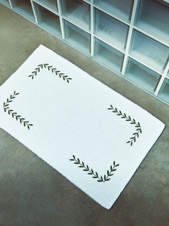 Heirlooms Laurel Leaf Embroidered Egyptian Cotton Bath Mat