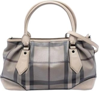Burberry Pre-owned Handbags, female, Gray, Size: ONE SIZE Pre-owned The Heathcliff Handbag