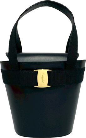 Ferragamo Ferragamo Black Leather Vara Bow Top Handle Bucket Bag