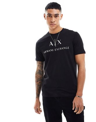 A|X Armani Exchange T-shirt slim fit nera con logo sul petto-Nero