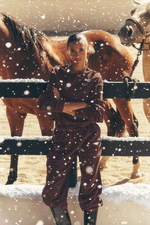 Alo | Accolade Straight Leg Sweatpant in Brownstone, Size: Medium