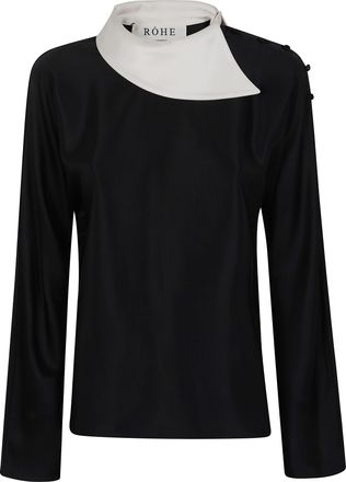 R&oacute;he Top V Neck Reimagined Collar Top